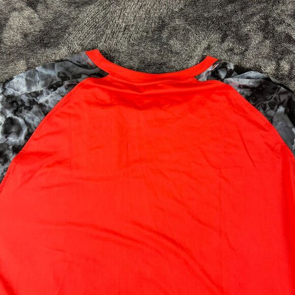 Bass Dash Long Sleeve Camo Red UPF 50 Shirt Men's L Stretch Fishing NWT - Picture 8 of 9